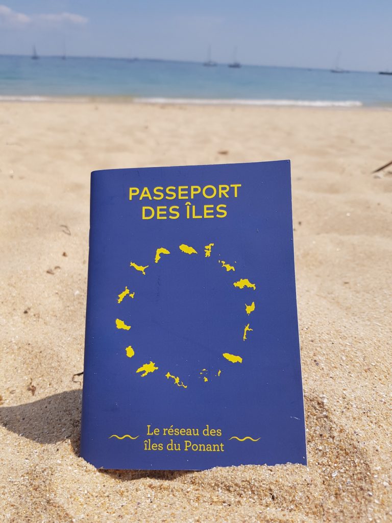 Passeport des îles : une surprise pour les voyageurs passionnés